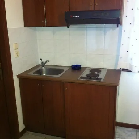 Alevras Tower Hotel