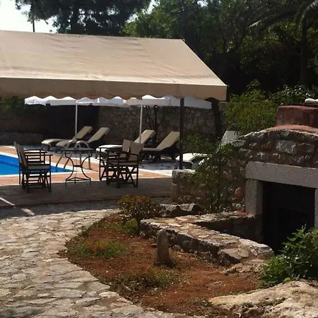 Alevras Tower Hotel 3*